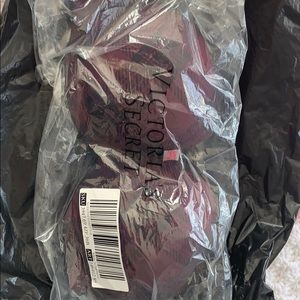 Victoria secrets push up bra